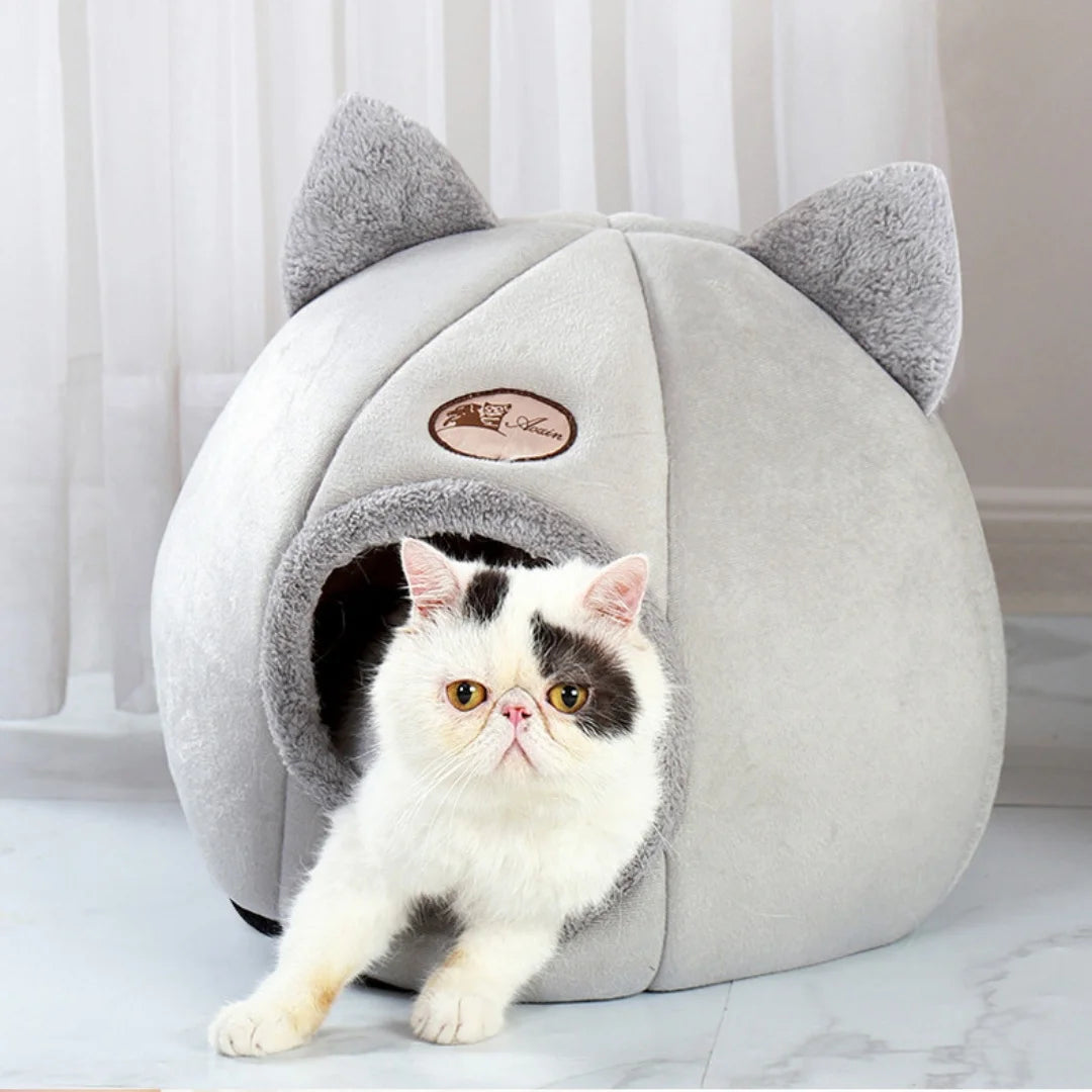 Cozy Cat Bed with Ears for Warmth and Comfort in Winter