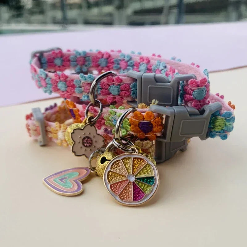 CN Floral Cat Collar With Bell Adjustable Buckle Lace