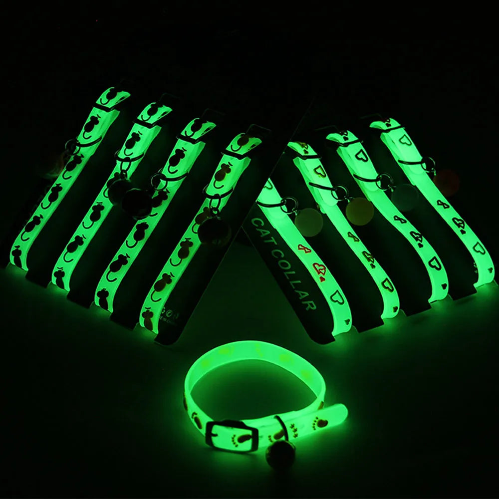 Luminous Cat Necklace Glowing Silicone Pet Collar with Anti-Loss Fluorescent Bell Accessories