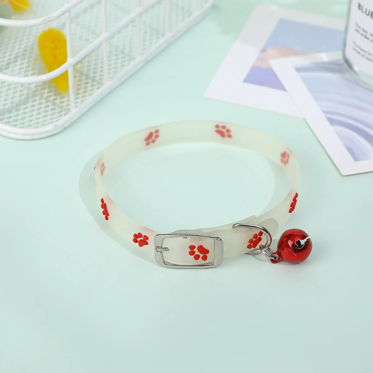 Luminous Cat Necklace Glowing Silicone Pet Collar with Anti-Loss Fluorescent Bell Accessories