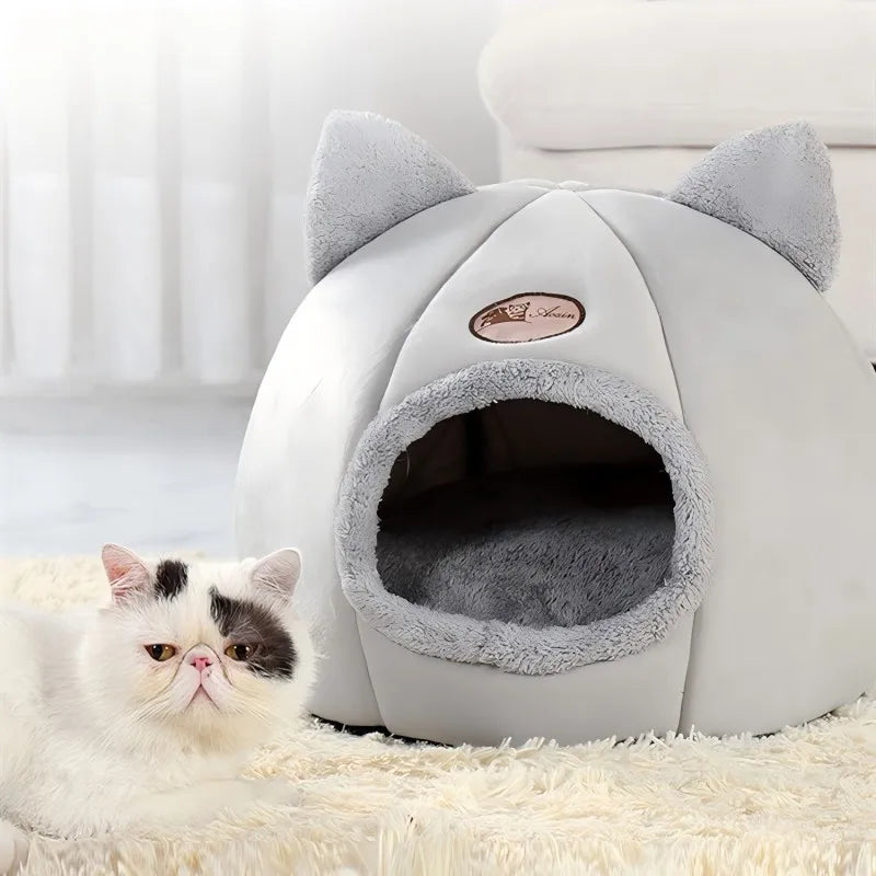 Cozy Cat Bed with Ears for Warmth and Comfort in Winter