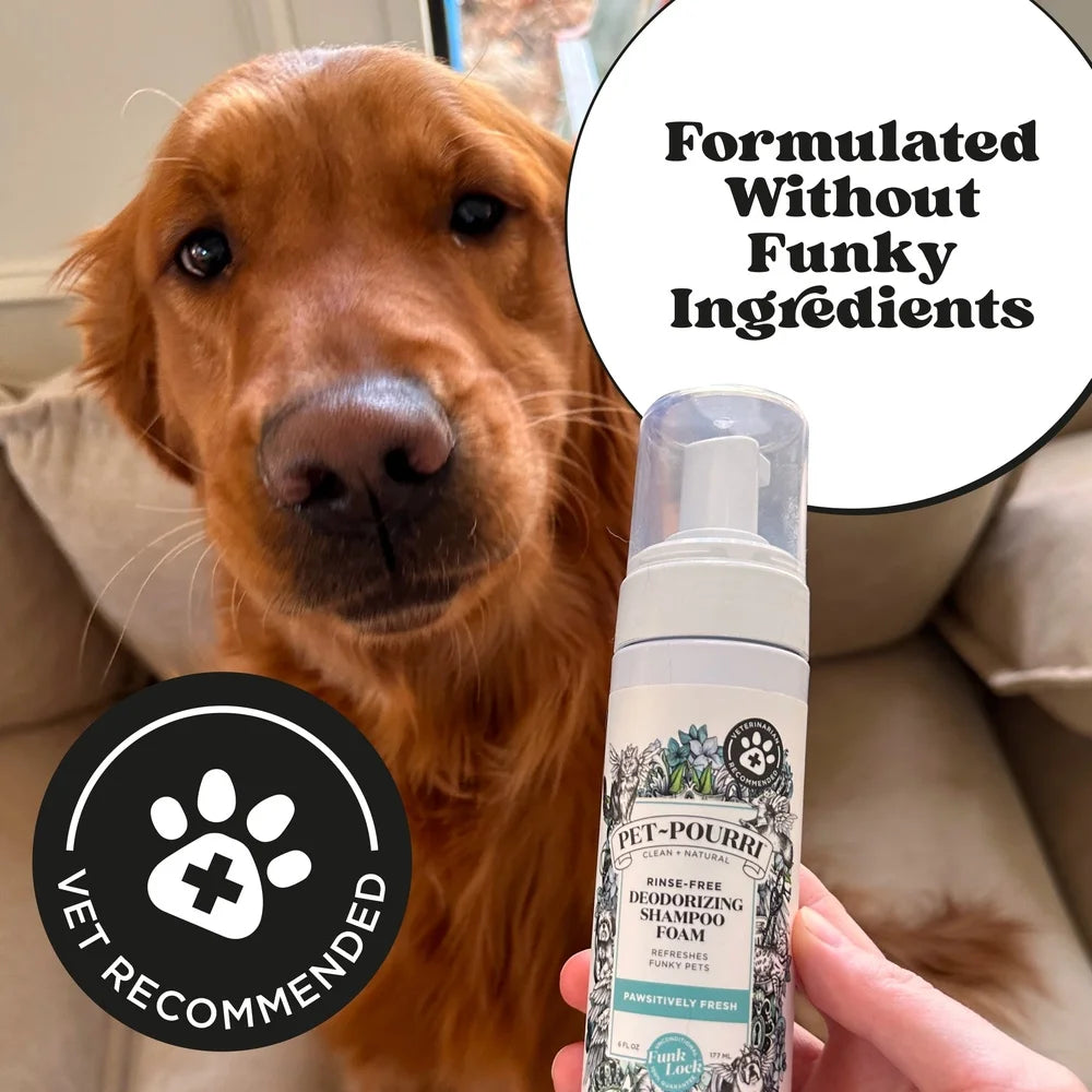 Waterless Pet Shampoo Foam Deodorizing Grooming Cleanser for Dogs and Cats