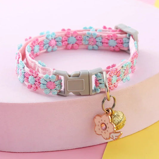 CN Floral Cat Collar With Bell Adjustable Buckle Lace